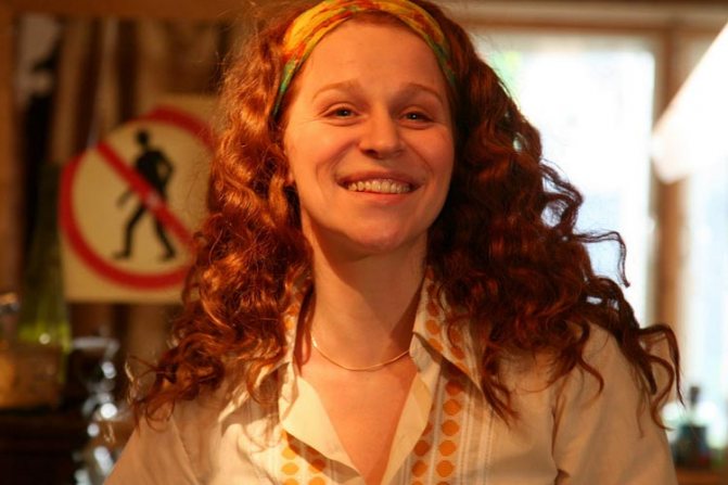 актриса Агриппина Стеклова