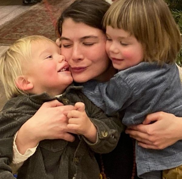 Александра с сыновьями