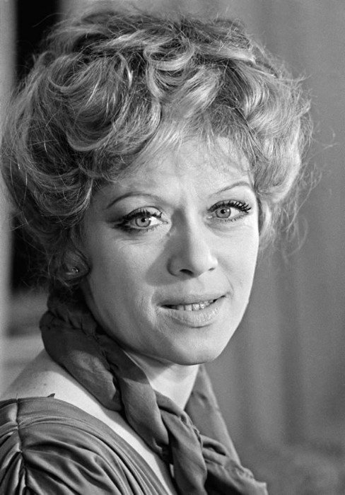 Алиса Френкель