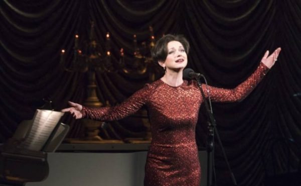 Ольга Пашкова на сцене