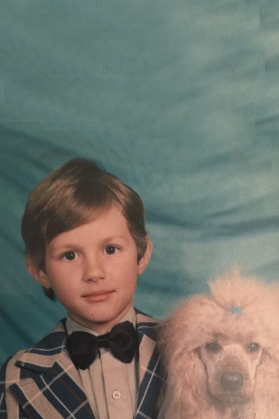 Павлу пришлось несколько раз сменить школу